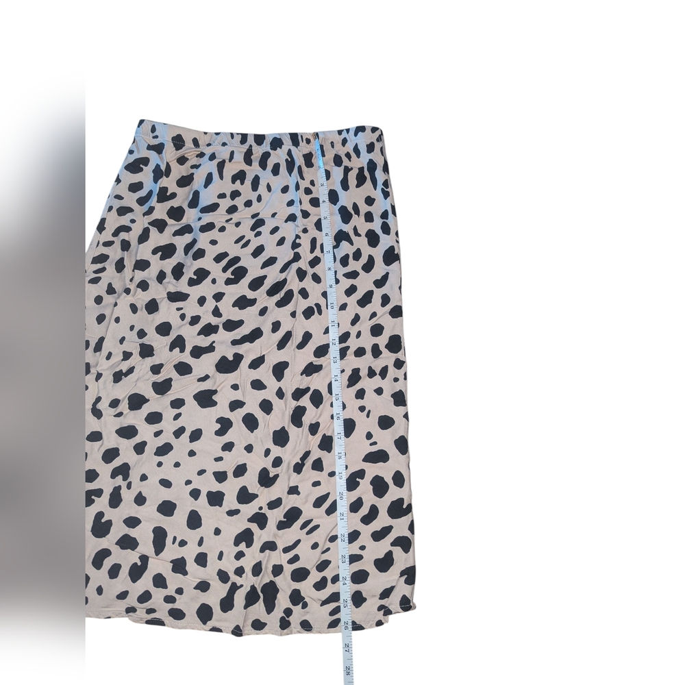 🛍️Elegant Black and White Leopard Print Midi Skirt - Picture 2 of 4